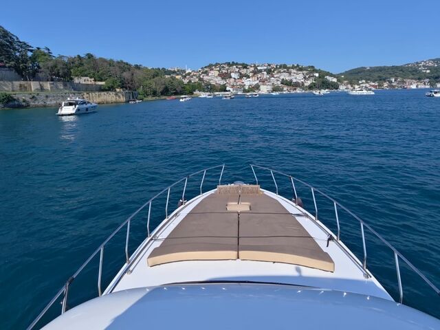 Fethiye veya Marmaris Koylarında İsteğe Özel Yat Turları (6 Gece 7 Gün)