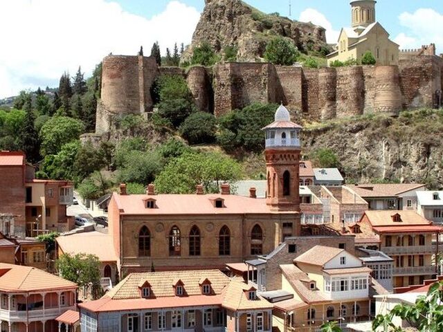 Ankara Çıkışlı Uçaklı Tiflis Batum Turu (3 Gece 4 Gün)